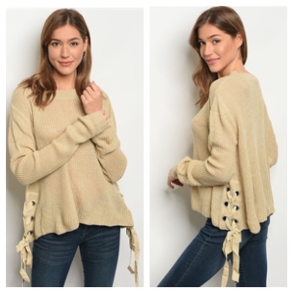 ✨BEIGE KNIT SWEATER WITH GROMMET SIDE TIES - Picture 2 of 8